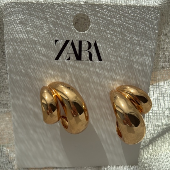Zara Gold Hoop Earrings - Picture 8 of 11